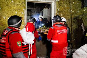 Росіяни регулярно атакують Харків