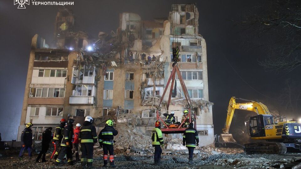 Решение не ставить елку приняли после российского обстрела города в ночь на 19 ноября