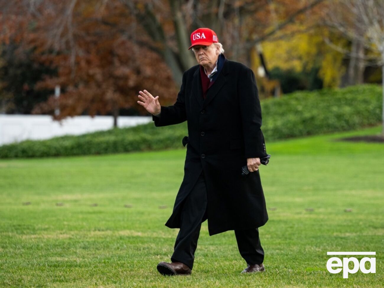 В Белом доме царил хаос в тот день, когда Трамп узнал о 28-пунктном "мирном плане", пишет СМИ