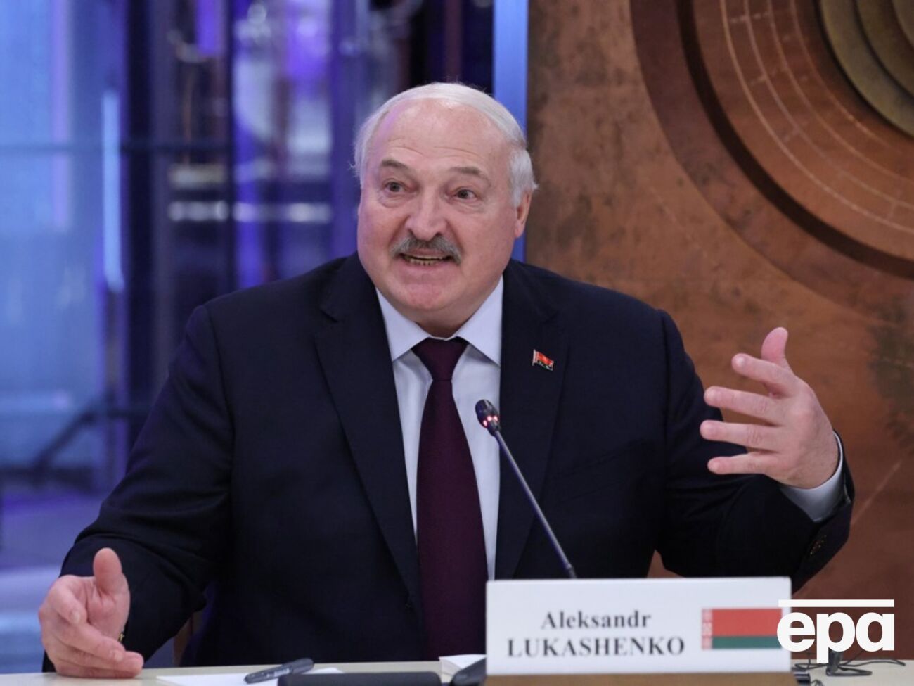 Лукашенко заявил, что не считает Россию зарубежной страной