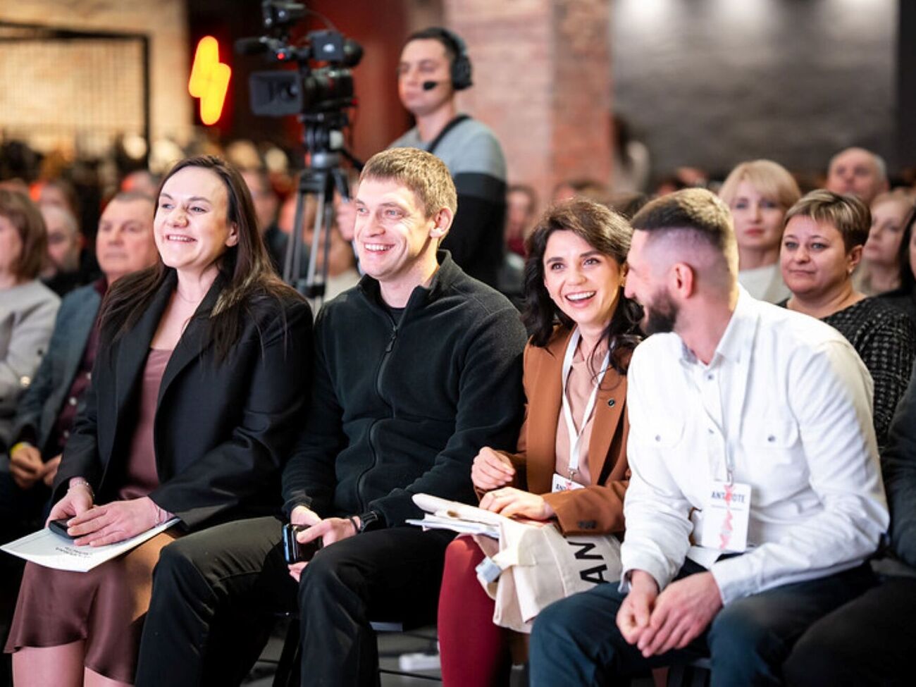 В ходе конференции провели шесть панельных дискуссий, воркшопы и TED-выступления