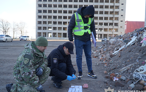 Специалисты продолжают исследовать обломки