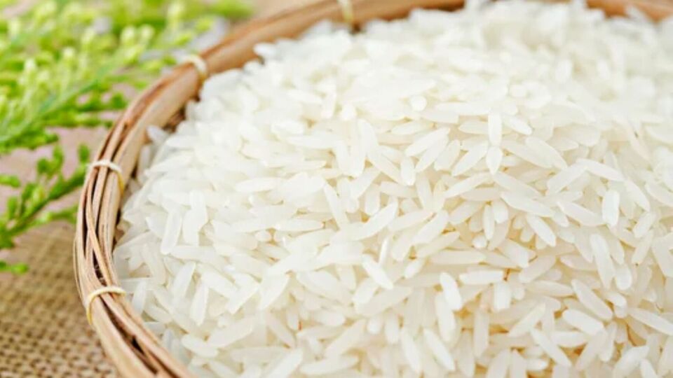 Рис перед тем, как варить, нужно очень хорошо промыть