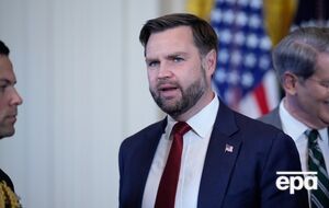 По словам Вэнса, часть американских политиков, в том числе республиканцев, беспокоят не внутренние проблемы