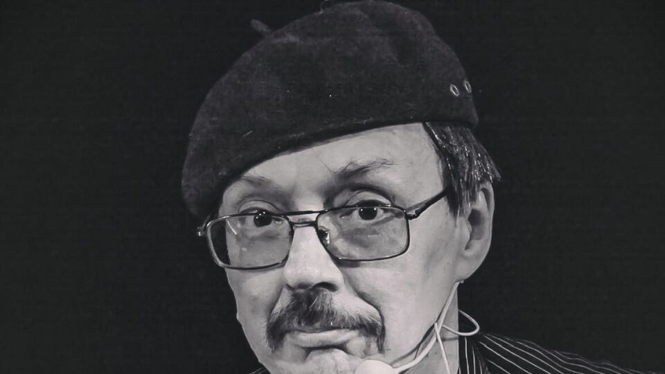 Для "Шоу довгоносиків" Тупчій створив сотні латексних носів