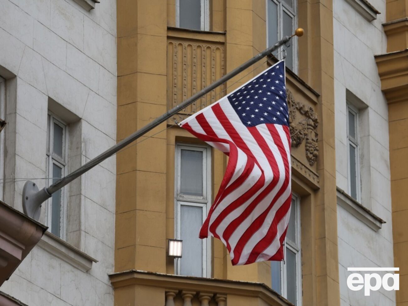 Точная суть переговоров пока неясна, и неизвестно, кто входил в российскую делегацию, говорится в статье