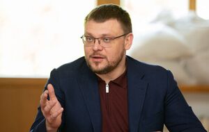 Кривонос сказав, що НАБУ має тисячі записів злочинного угруповання і що зараз їх опрацьовує велика кількість детективів