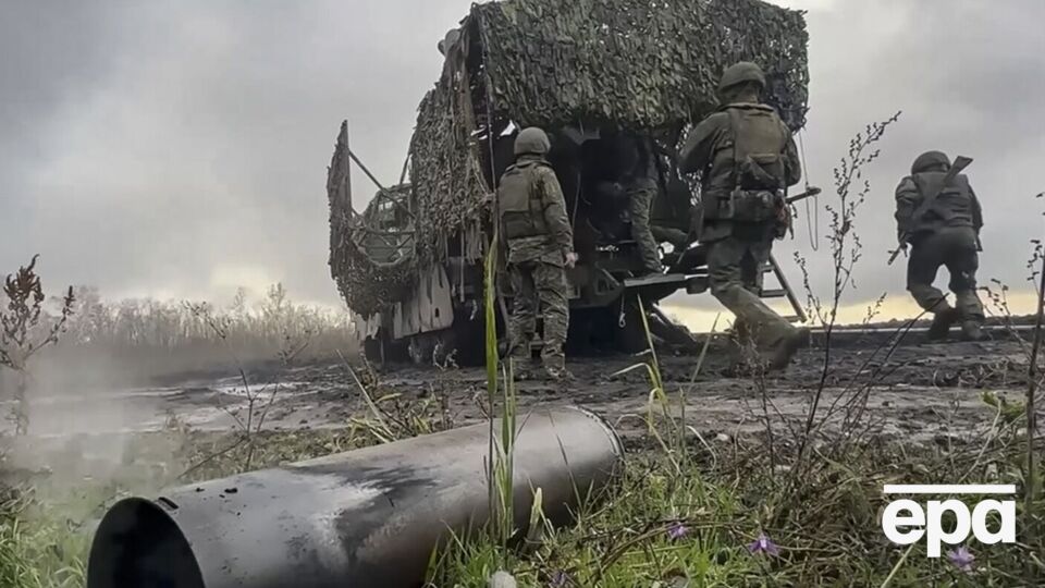 В перехваченном ГУР разговоре командир подразделения армии РФ угрожает причислить всех солдат к дезертирам
