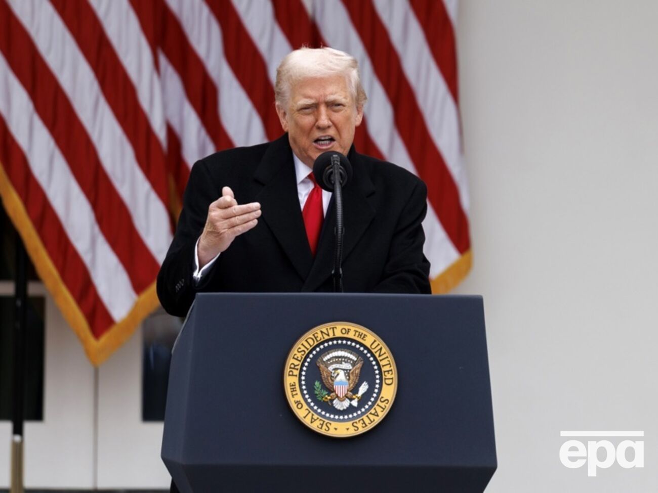 Журналисты поинтересовались у Трампа, остается ли действующим дедлайн по поводу "мирного плана" в Украине ко Дню благодарения