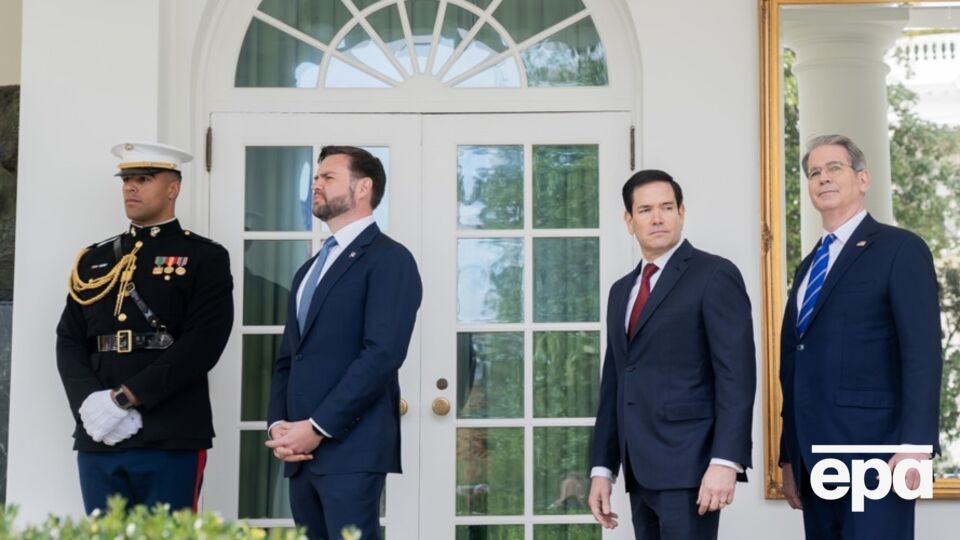 Венса й Рубіо вважають політичними суперниками – обох називають імовірними кандидатами у президенти на майбутніх виборах