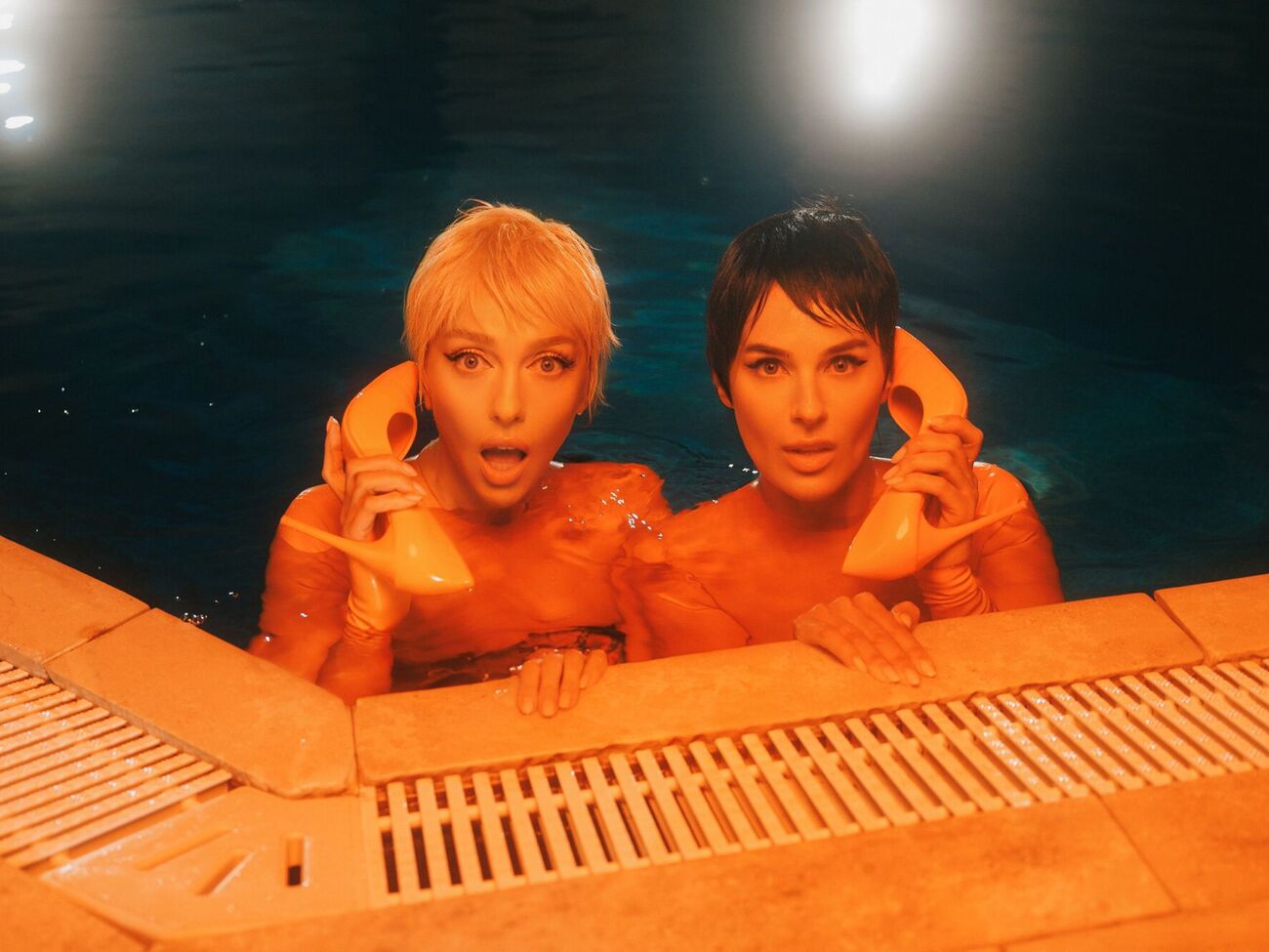 В новом клипе вместе с Поляковой снялась и ее подруга Ефросинина