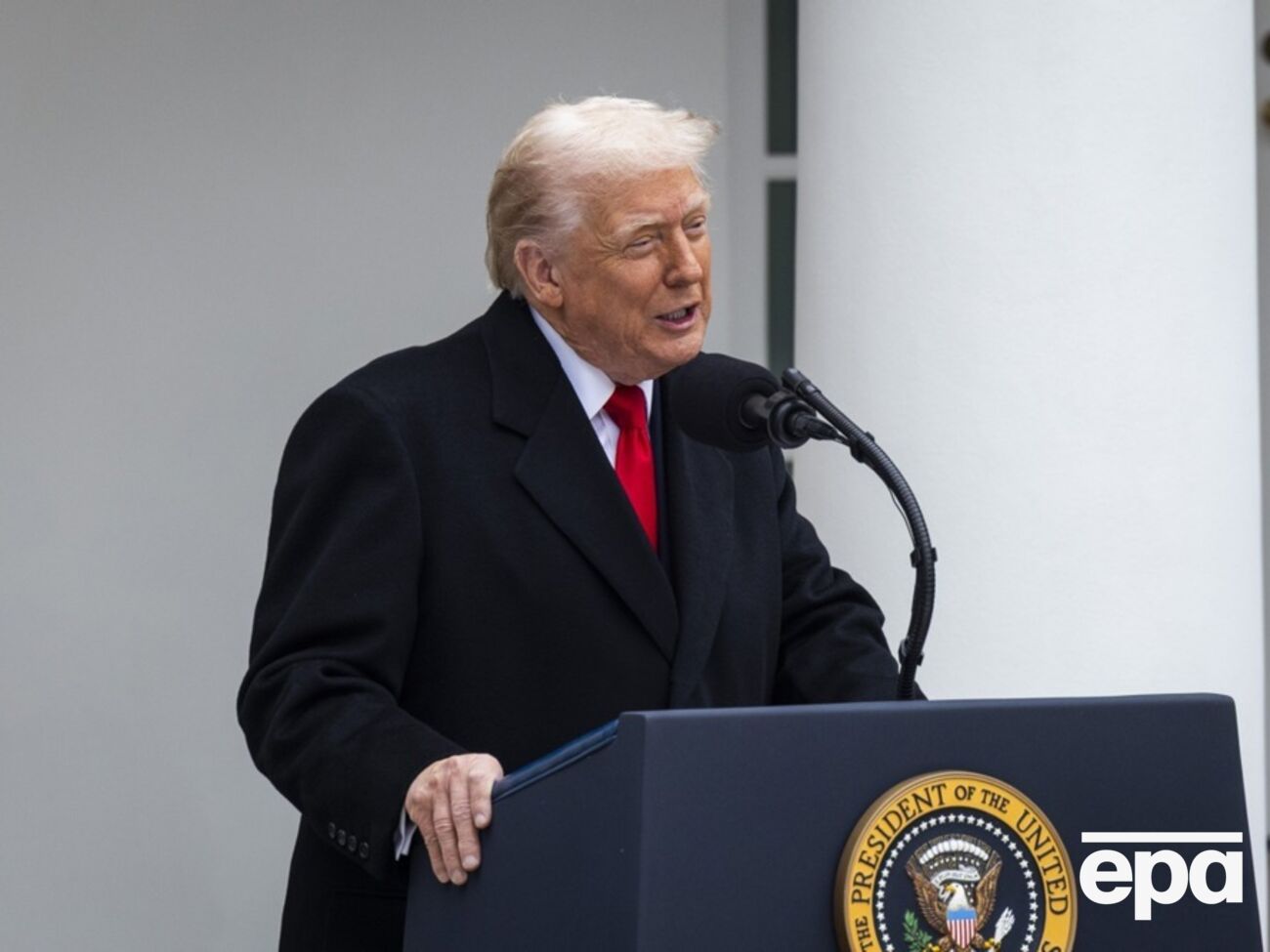 По словам Трампа, американские переговорщики достигают прогресса в переговорах с Россией и Украиной