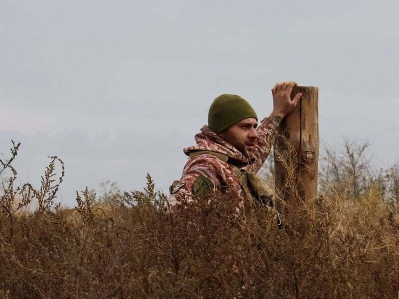 За добу на цьому напрямку українські військові відбили понад три десятки ворожих штурмів, ідеться в повідомленні