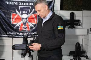 С начала года Киев передал 72-й бригаде уже 3300 беспилотников, отметил Кличко