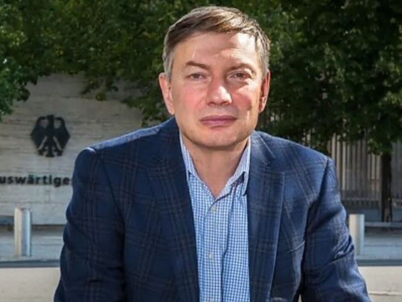 Семейка Трампов – Виткоффов наторговала криптомусором на миллиарды. Сколько там российских денег?