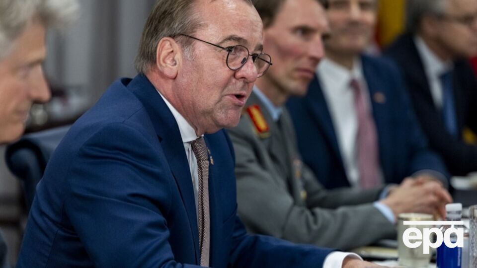 Писториус предостерег от принуждения Украины к "односторонним территориальным уступкам"