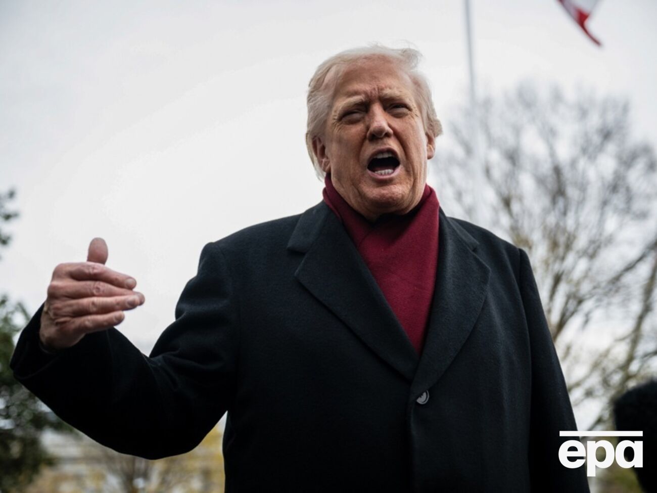 Трамп выступил с обращением из-за стрельбы по нацгвардейцам