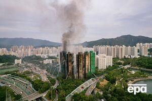 Пожару в жилом комплексе поспособствовали бамбуковые леса вокруг зданий, полагают эксперты