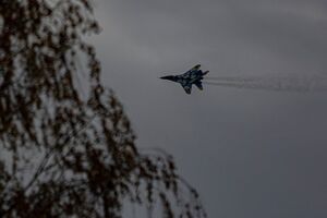 Украина полагается на вертолеты и самолеты, чтобы перехватывать и уничтожать российские Shahed, отметили СМИ