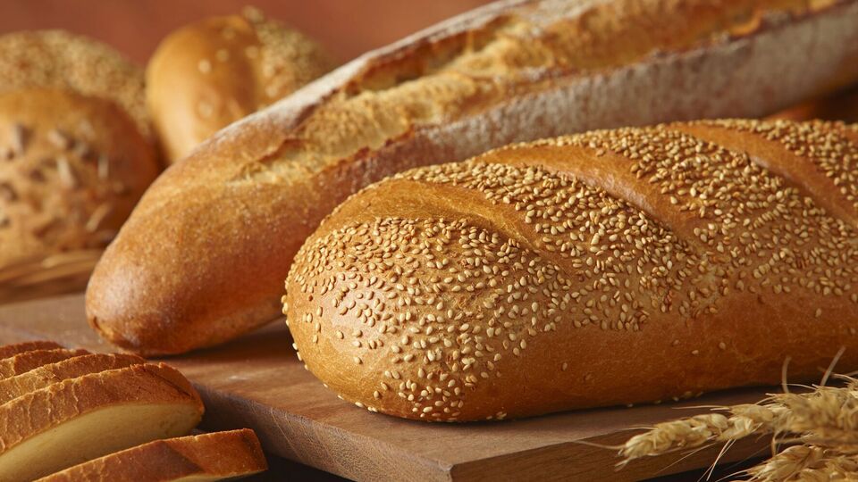 Лучше всего, если хлеб сделан из цельнозерновой или обдирной муки