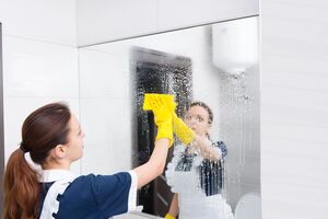 Не можна використовувати велику кількість засобу для миття