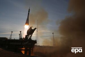 Стартовая площадка повреждена газовой струей