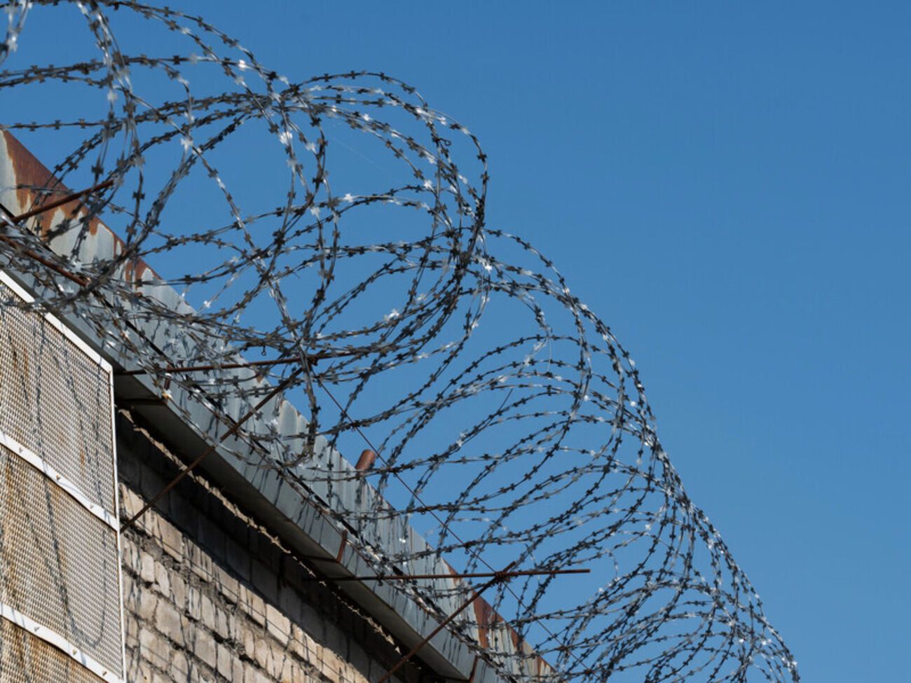 Прокуроры Хмельницкой областной прокуратуры доказали вину трех человек в госизмене