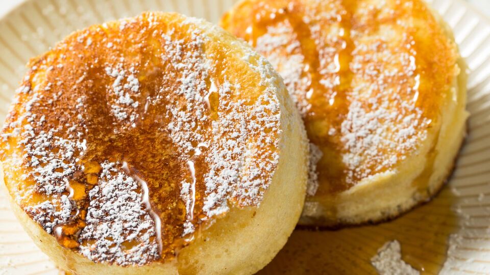 Кулинар предлагает жарить японские панкейки на холодной сковороде