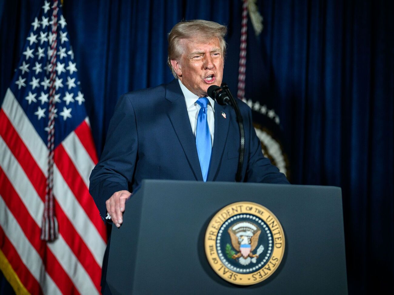 Трамп 17 листопада припускав, що може провести розмову з Мадуро