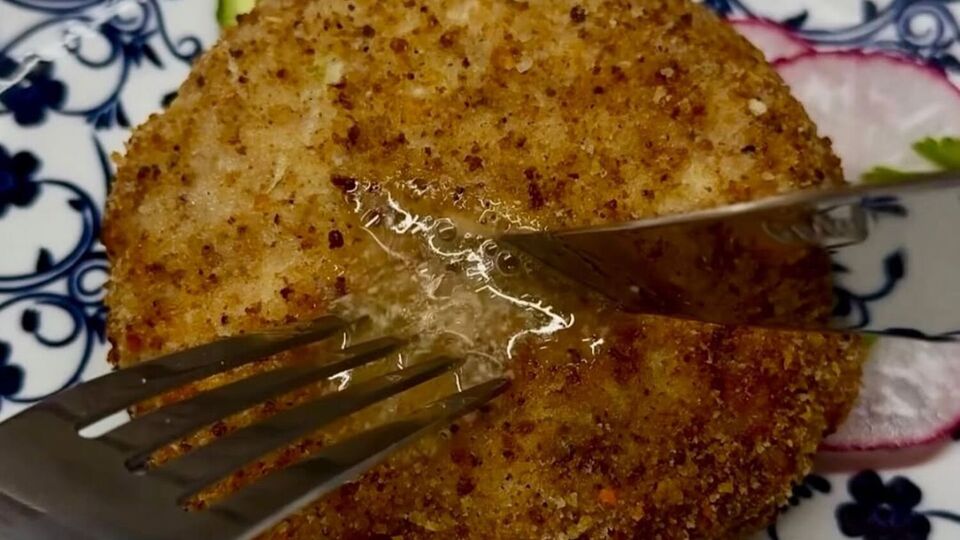 Котлети потрібно подавати гарячими