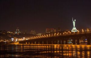 Унаслідок повітряної атаки РФ є наслідки у трьох районах Києва, повідомила влада