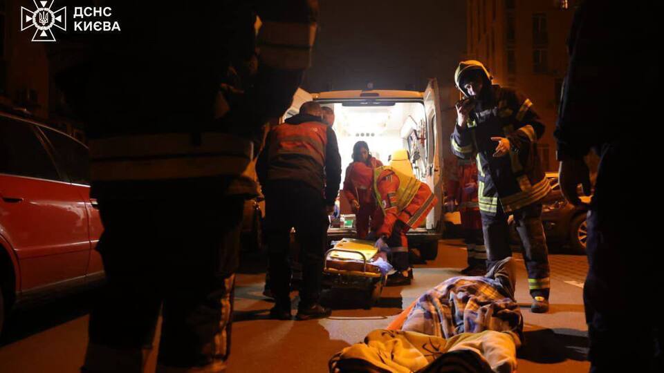 Жертв обстрела уже две