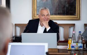 Будапешт "не в одній ваговій категорії" з РФ і США, пояснив Орбан