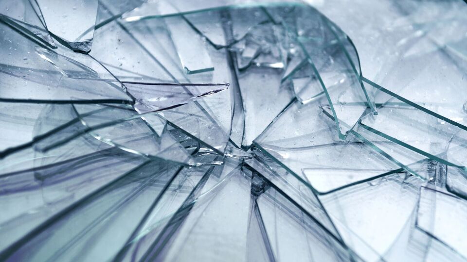 Блогер посоветовала использовать для защиты накрахмаленный тюль