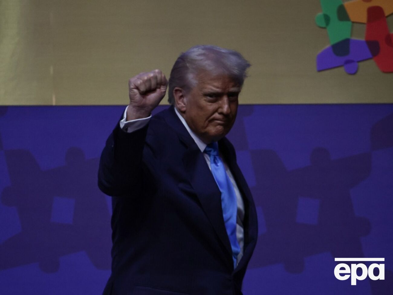 Трамп подчеркнул, что во время его первого президентского срока он полностью восстановил американскую армию и модернизировал ядерный арсенал