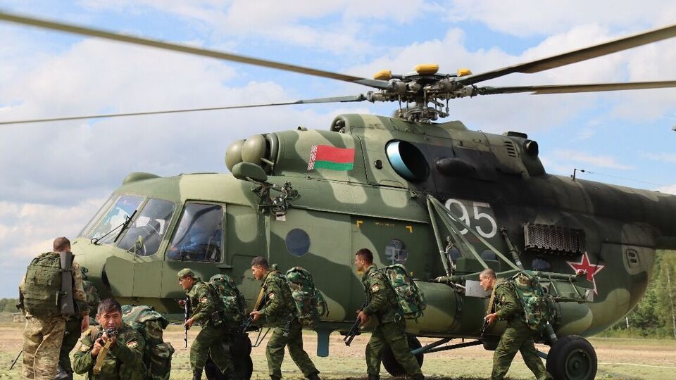 Армія РБ "готова переміститися до того чи іншого регіону для виконання завдань", заявив Скабей