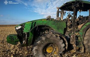 Унаслідок вибуху російського безпілотника підірвано три одиниці техніки, повідомили в ДСНС