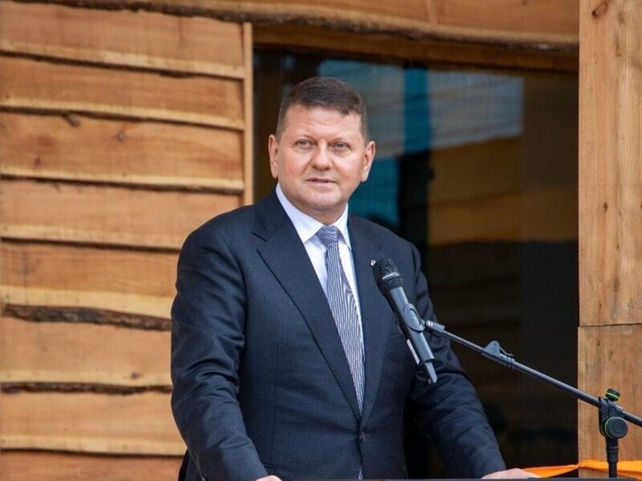 Дипломат вказав на ілюзії західних політиків, які "вимальовували рожеві сценарії чи підігравали один одному, розмірковували про відбудову України"