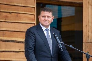 Дипломат вказав на ілюзії західних політиків, які "вимальовували рожеві сценарії чи підігравали один одному, розмірковували про відбудову України"