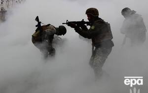 Украинские военные держат оборону, несмотря на попытки Кремля убедить Запад в своей "неизбежной победе" в войне, чтобы склонить к уступкам