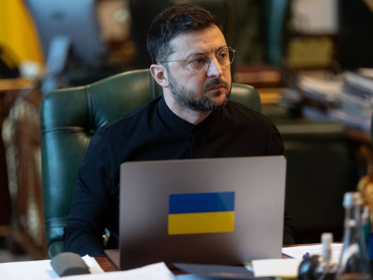 Україна ввела санкції проти російських "Роснефти" і "Лукойлу"