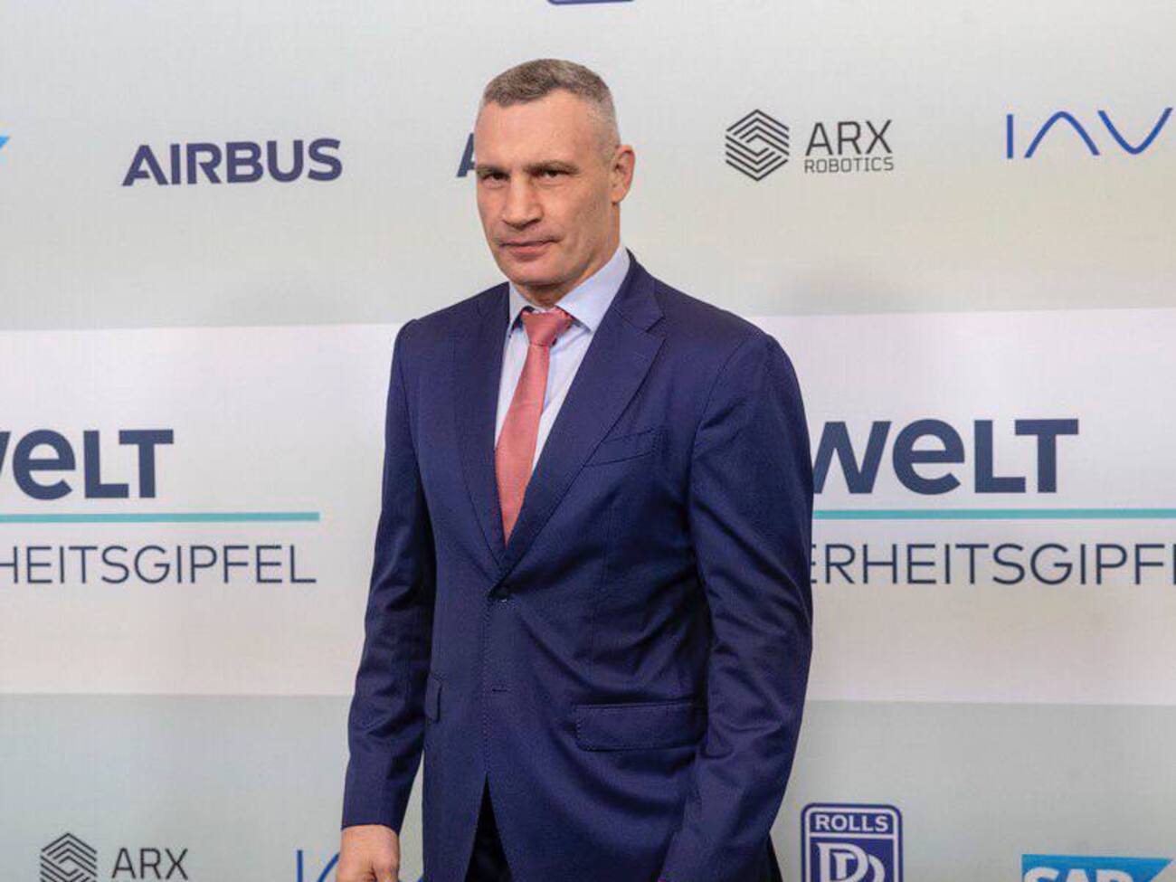 Общество ожидает справедливости и правосудия, заявил Кличко