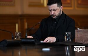 По мнению СМИ, США будут оказывать давление на Зеленского в сложный для него период, чтобы подписать мирное соглашение