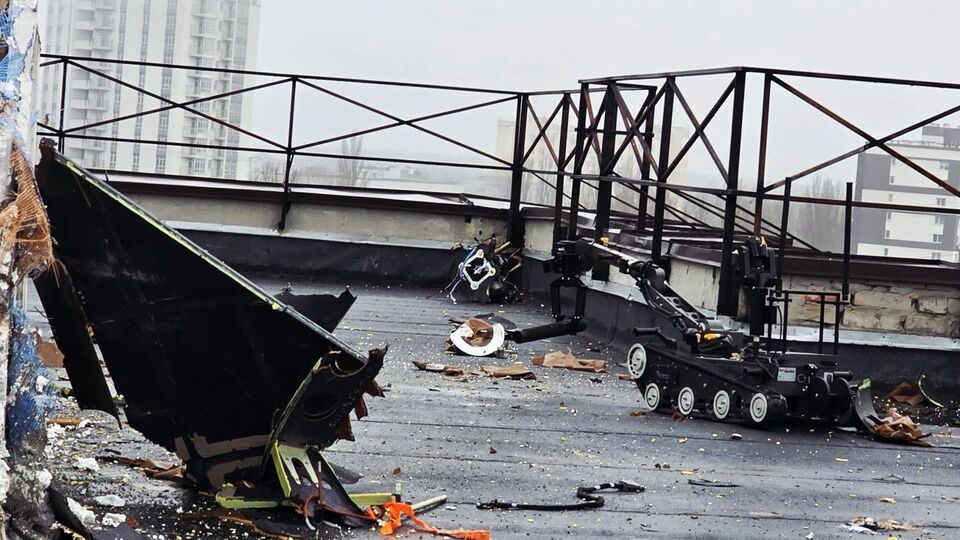 Перед разминированием эвакуировали жителей верхних этажей