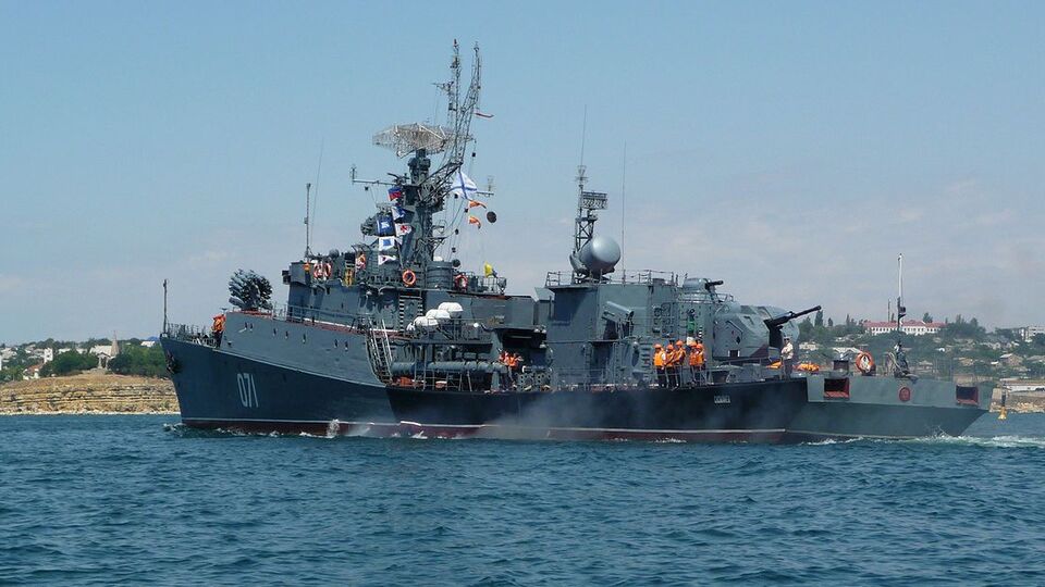 Малый противолодочный корабль проекта 1124-М "Альбатрос-М" "Суздалец"