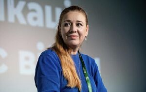 "Відштовхнутися від дна". Як в Україні зароджується рух посттравматичного зростання