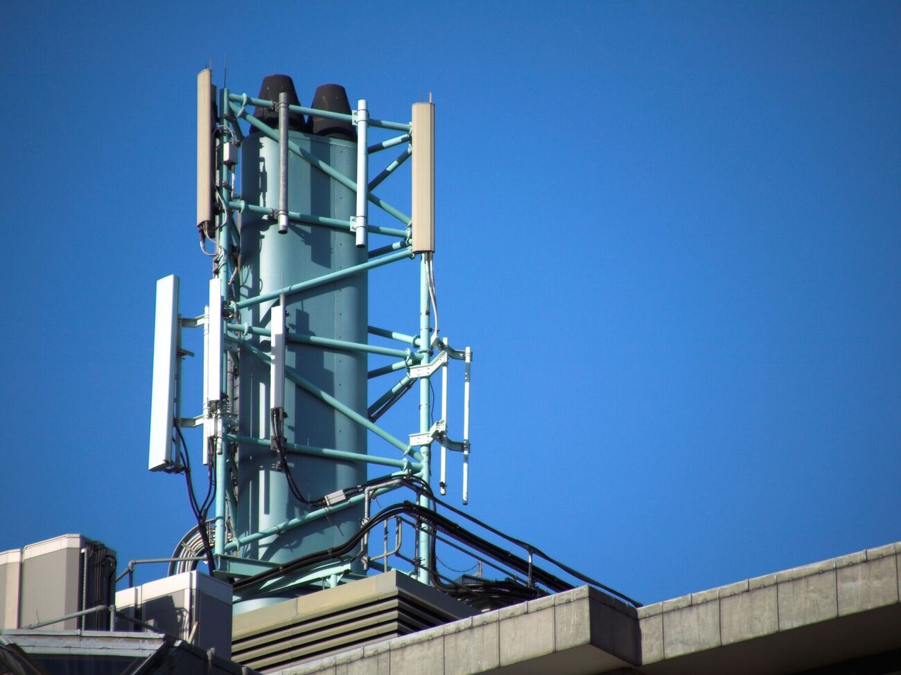 Національний роумінг залишиться чинним і після завершення воєнного стану, додали в Мінцифри