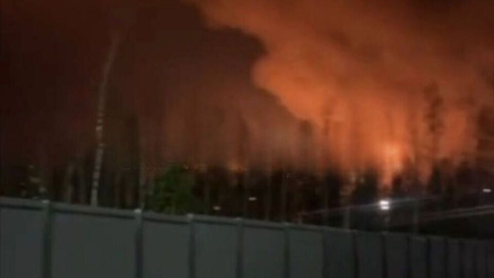 Взрывы в ночь на 5 ноября 2025 года раздавались в российских Орле и Владимире