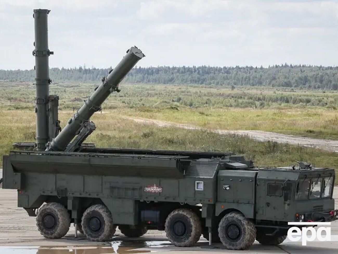 ОТРК "Іскандер" використовували для перевезення, заряджання й підготовки ракет до пуску, зазначають ССО