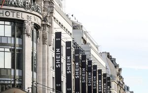 5 ноября Shein открыла свой первый физический магазин в Париже в торговом центре BHV Marais